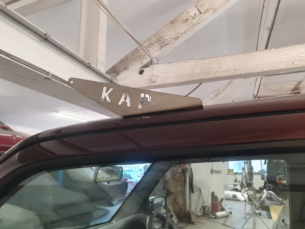 KAP laser-cut brackets for roof-mounted LED light bar